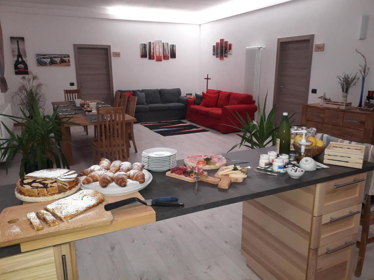 B&B Il Crocevia เตโญ ภายนอก รูปภาพ